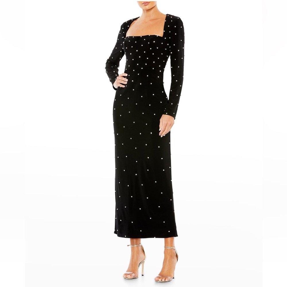 leena for Mac Duggal
Pearly Beaded Square-Neck Column Gown